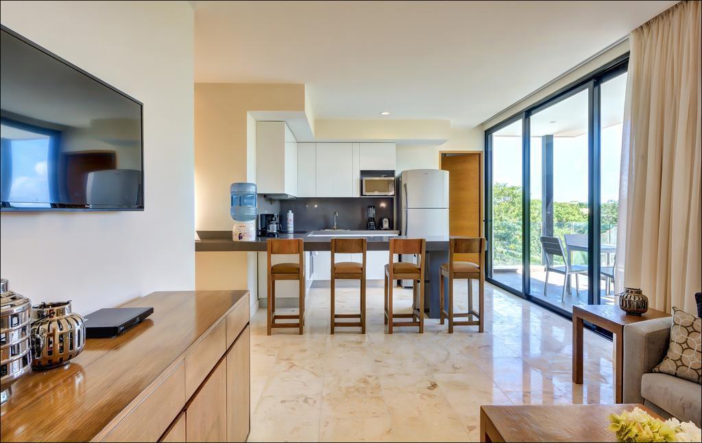 Anah Suites By Las Flores Vacation Rentals Playa del Carmen Kamer foto